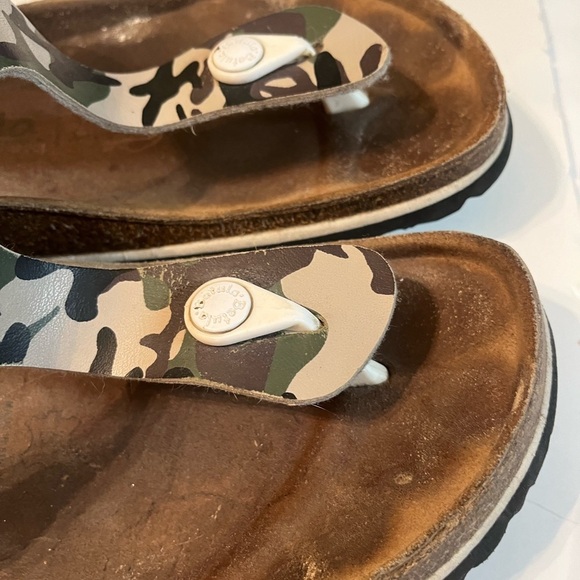 Birkenstock Betula Sz 41 L 10 camouflage Thong T Strap sandals - Picture 5 of 9